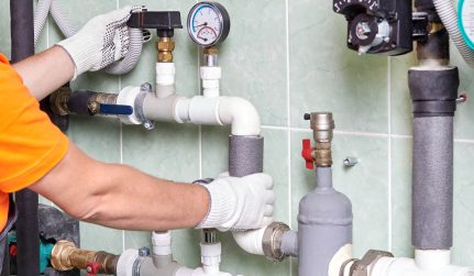 commercial plumber 1